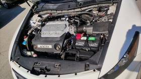 Honda Accord COUPE 3.5 V6, снимка 14 - Автомобили и джипове - 45345378