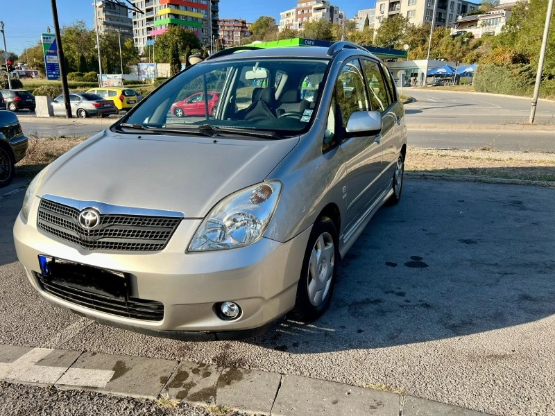 Toyota Corolla verso 1.8 VVT Автоматик, снимка 6 - Автомобили и джипове - 46127357