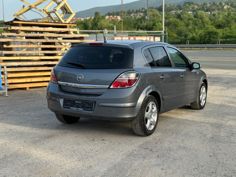Opel Astra, снимка 9 - Автомобили и джипове - 46318984