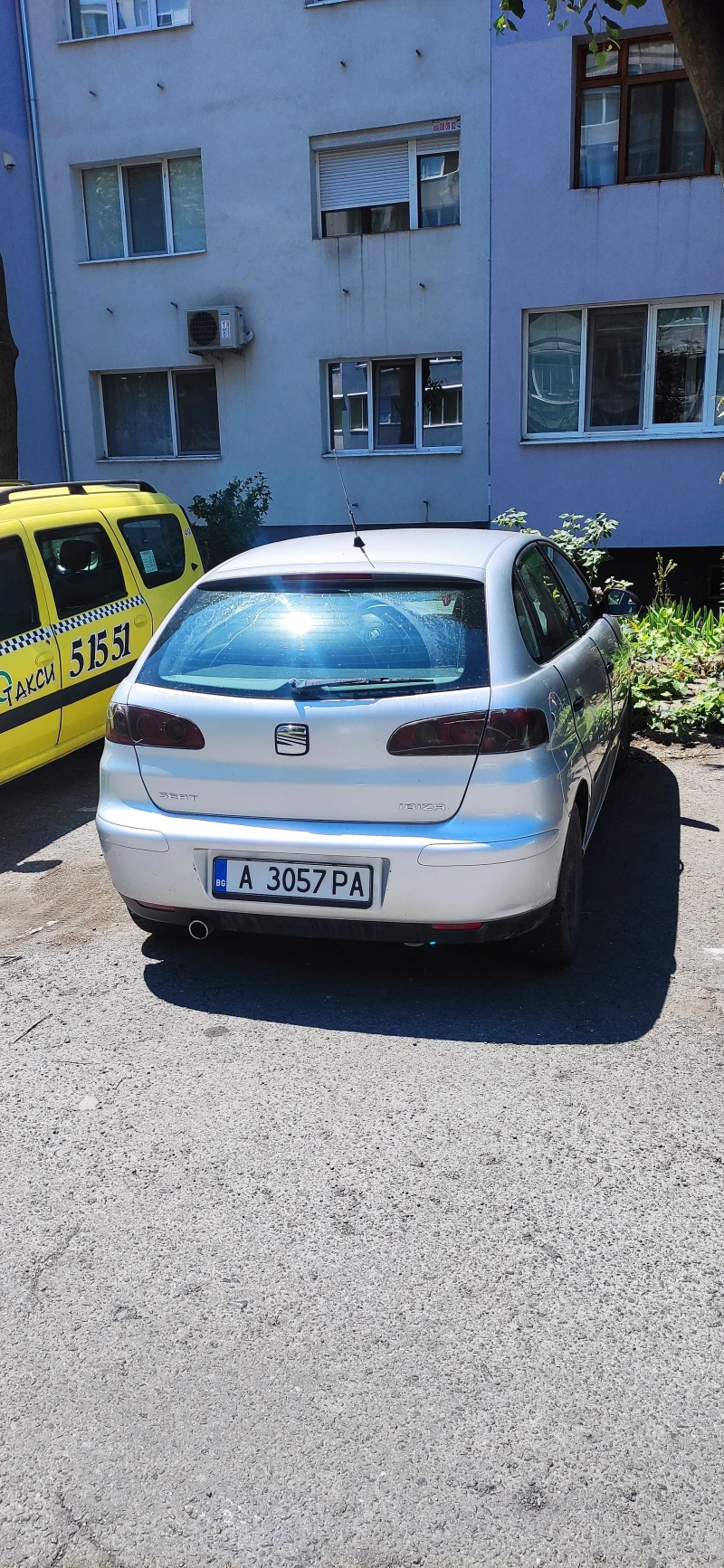 Seat Ibiza, снимка 3 - Автомобили и джипове - 47950959