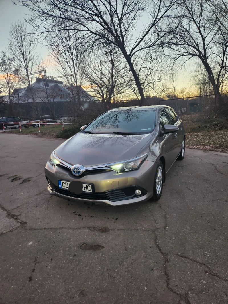 Toyota Auris 1.8, снимка 1 - Автомобили и джипове - 48395418