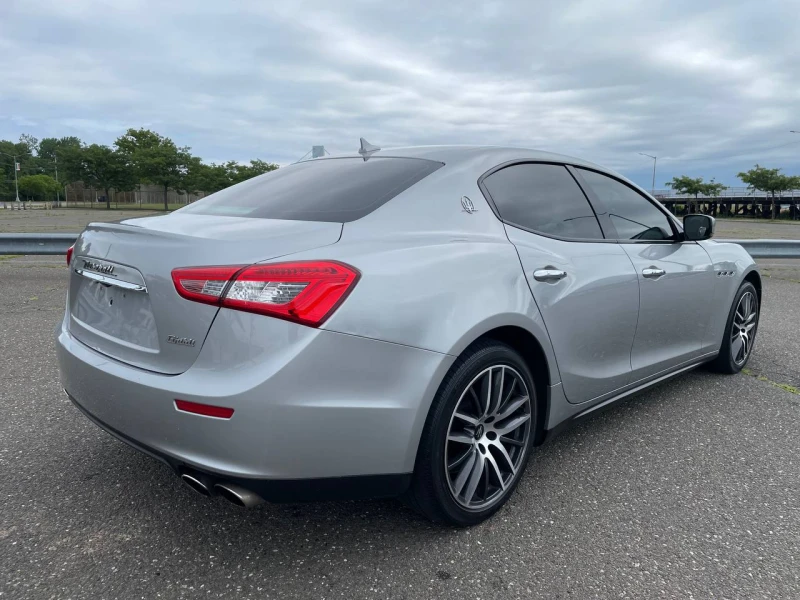 Maserati Ghibli камера* климатроник* HID* подгрев* keyless* , снимка 5 - Автомобили и джипове - 48809769