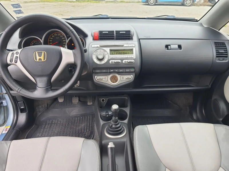 Honda Jazz 1.4 Кожен салон фейс, снимка 10 - Автомобили и джипове - 49349404