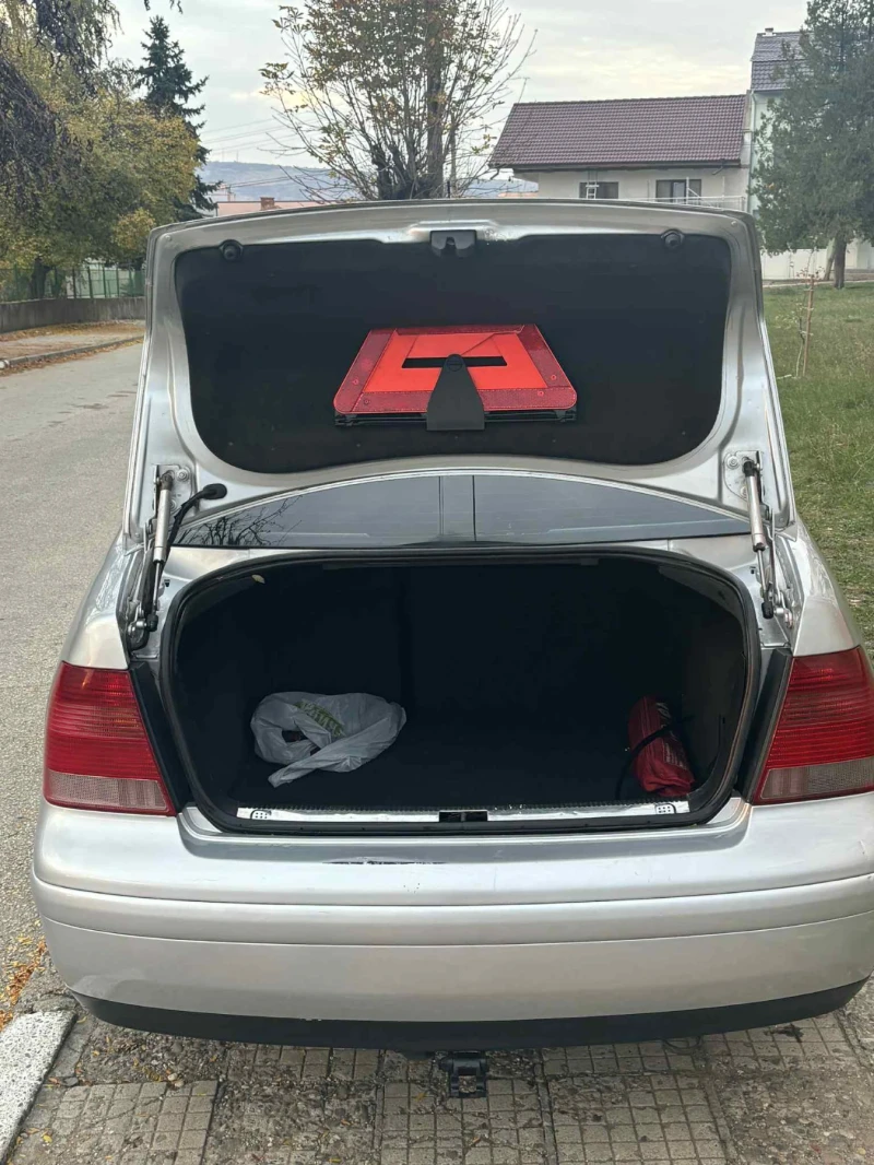 VW Bora 1.9TDI, снимка 5 - Автомобили и джипове - 52281566