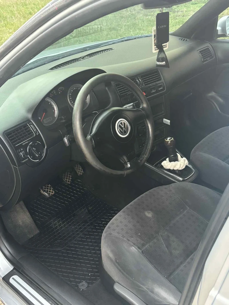 VW Bora 1.9TDI, снимка 9 - Автомобили и джипове - 52281566