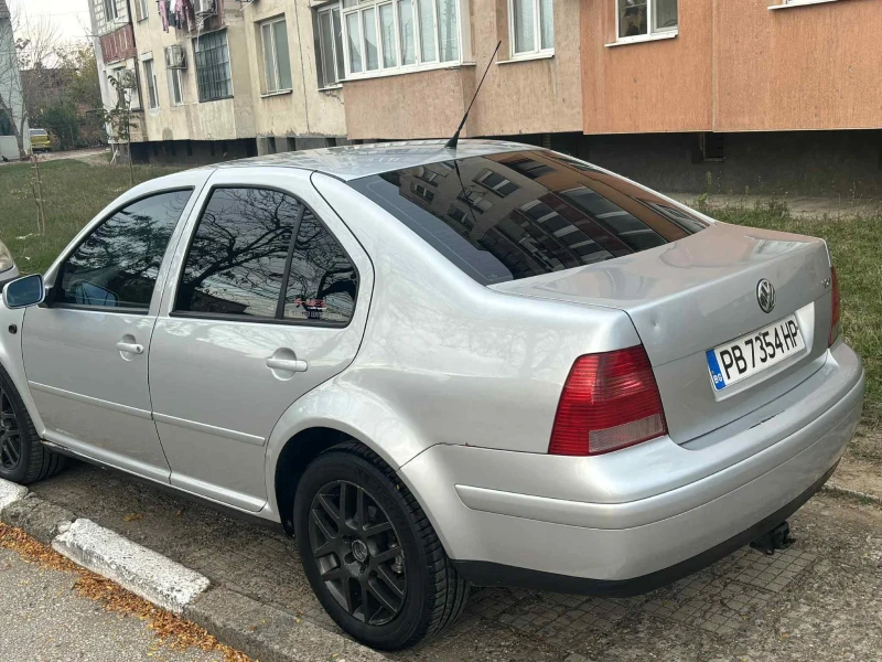 VW Bora 1.9TDI, снимка 7 - Автомобили и джипове - 52281566
