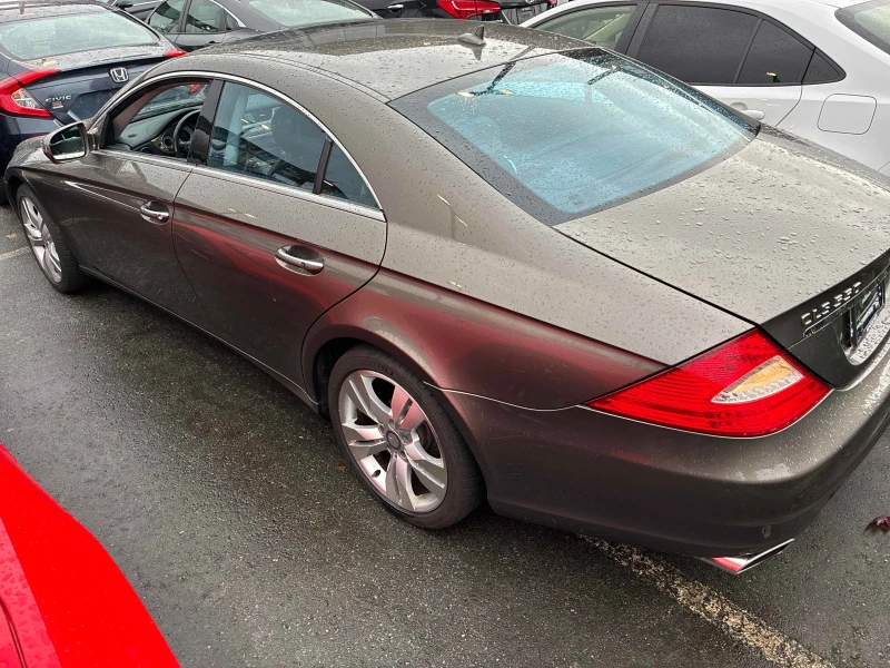 Mercedes-Benz CLS 550 * * CARFAX * * АВТО КРЕДИТ * * , снимка 5 - Автомобили и джипове - 52940839