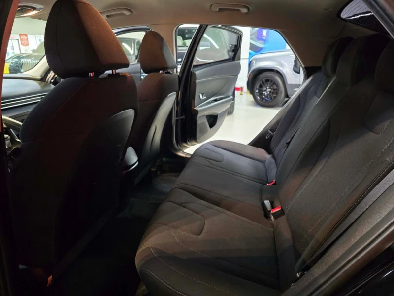 Hyundai Elantra Preferred * Carfax* * АвтоКредит* (ЦЕНА ДО БГ), снимка 12 - Автомобили и джипове - 53539400