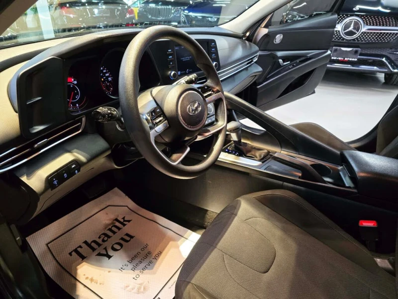 Hyundai Elantra Preferred * Carfax* * АвтоКредит* (ЦЕНА ДО БГ), снимка 5 - Автомобили и джипове - 53539400