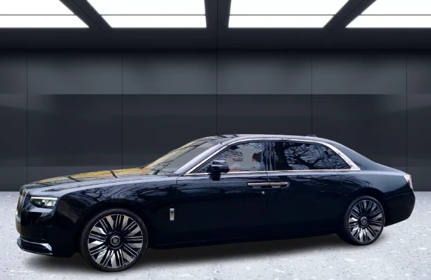 Rolls-Royce Ghost EWB Black Badge = NEW= Гаранция, снимка 5 - Автомобили и джипове - 52930171