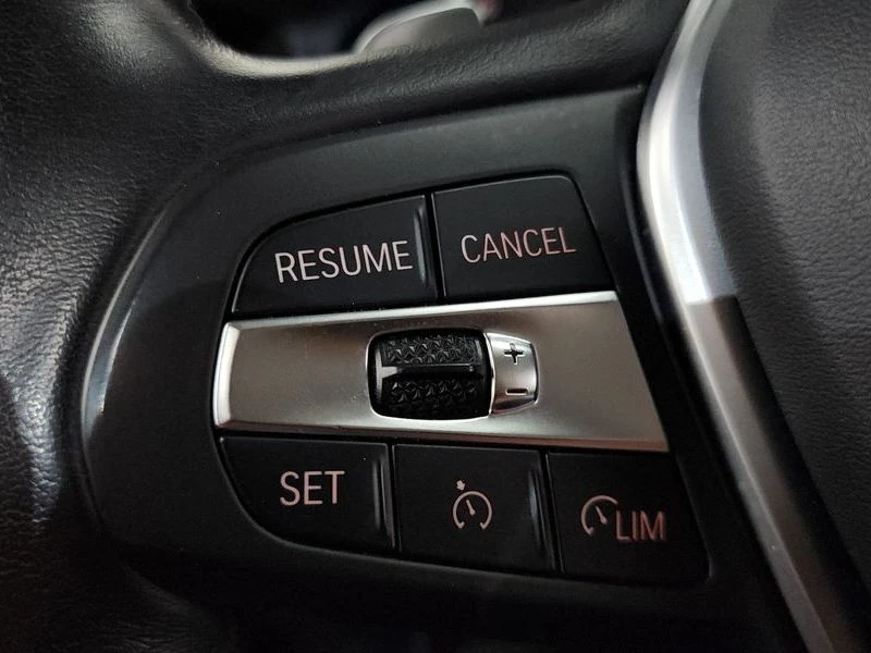 BMW 320 320d xDrive Luxury| 190к.с., снимка 16 - Автомобили и джипове - 56072127
