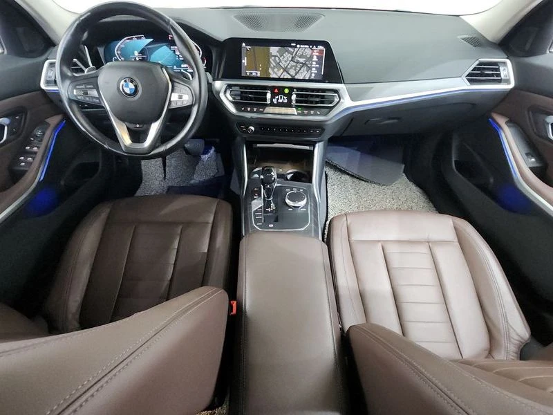 BMW 320 320d xDrive Luxury| 190к.с., снимка 7 - Автомобили и джипове - 56072127