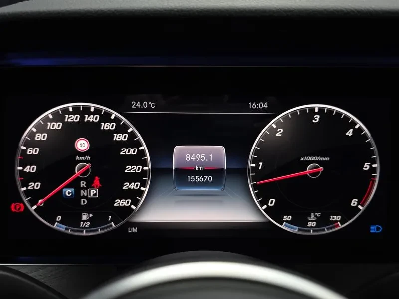 Mercedes-Benz CLS 400 4MATIC - САМО 30% АВАНС, снимка 8 - Автомобили и джипове - 56116224