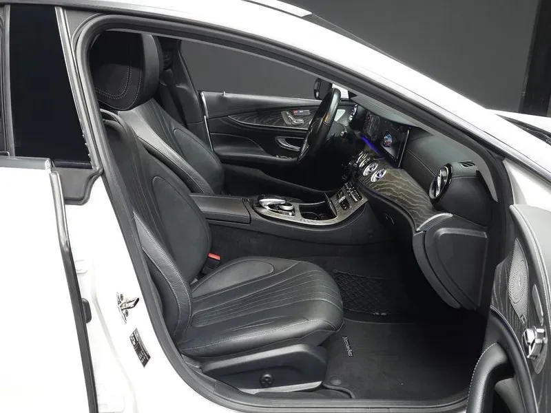 Mercedes-Benz CLS 400 4MATIC - САМО 30% АВАНС, снимка 11 - Автомобили и джипове - 56116224