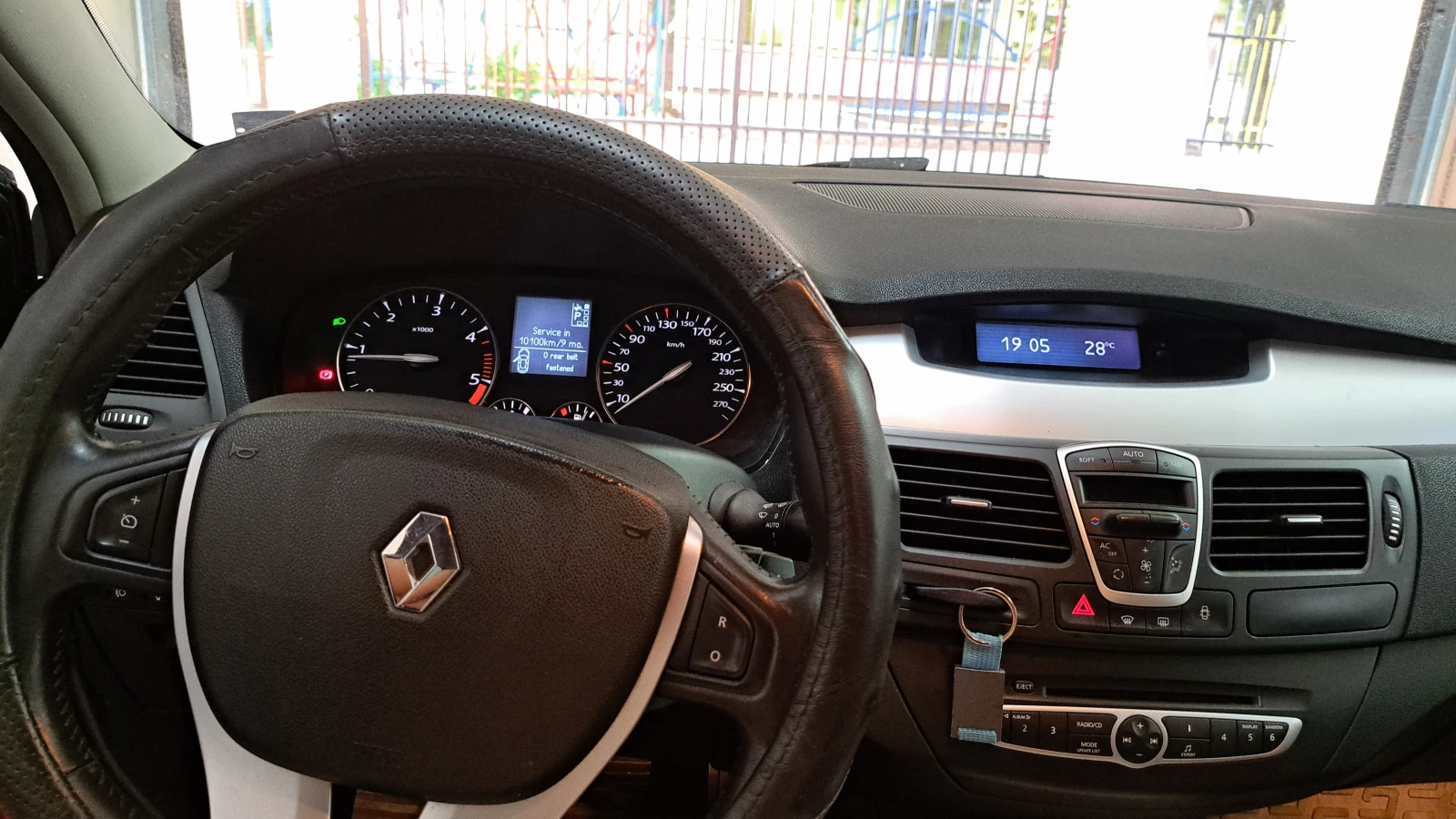 Renault Laguna III - изображение 7