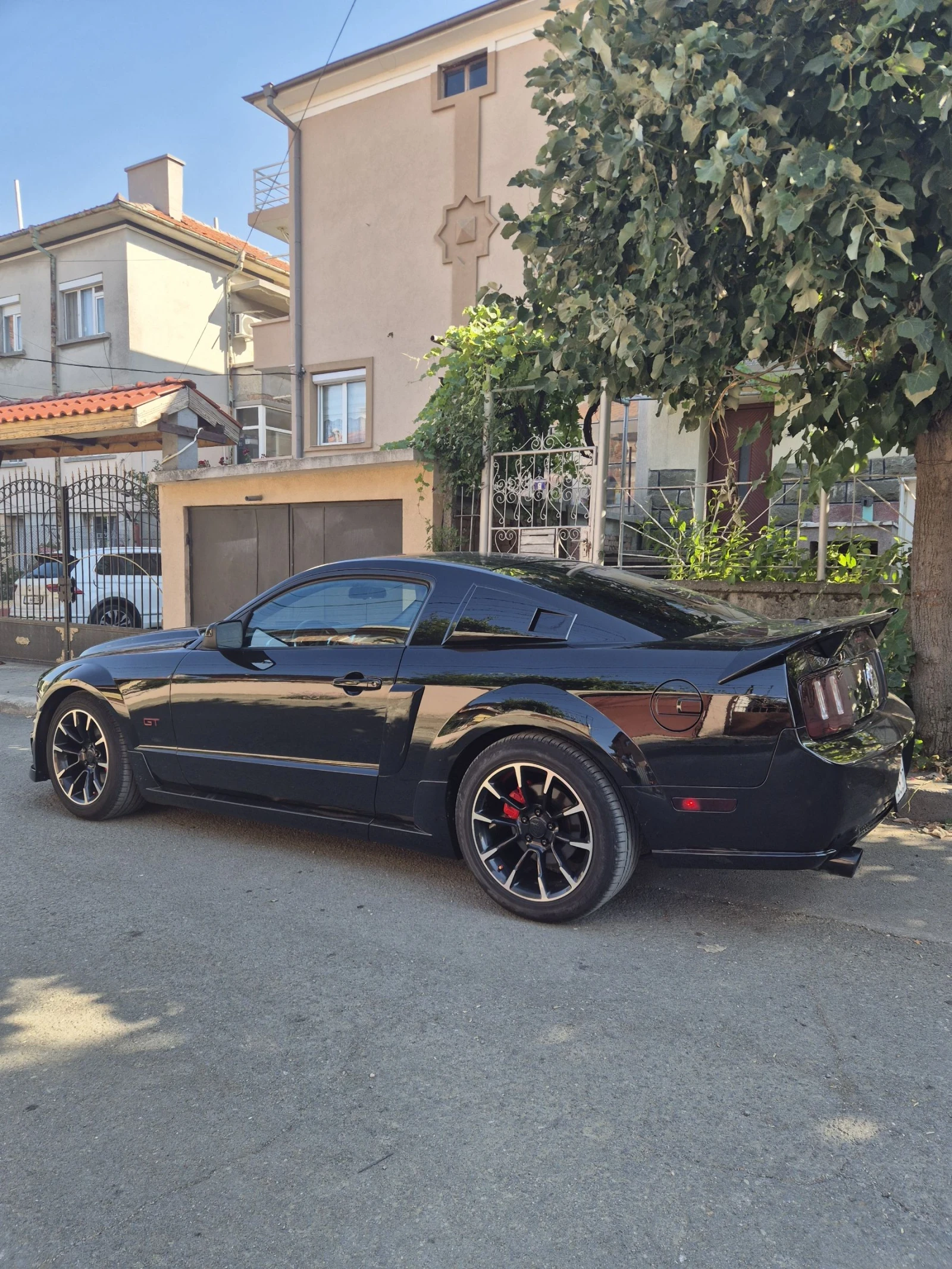 Ford Mustang 4.6 GT V8 - изображение 7
