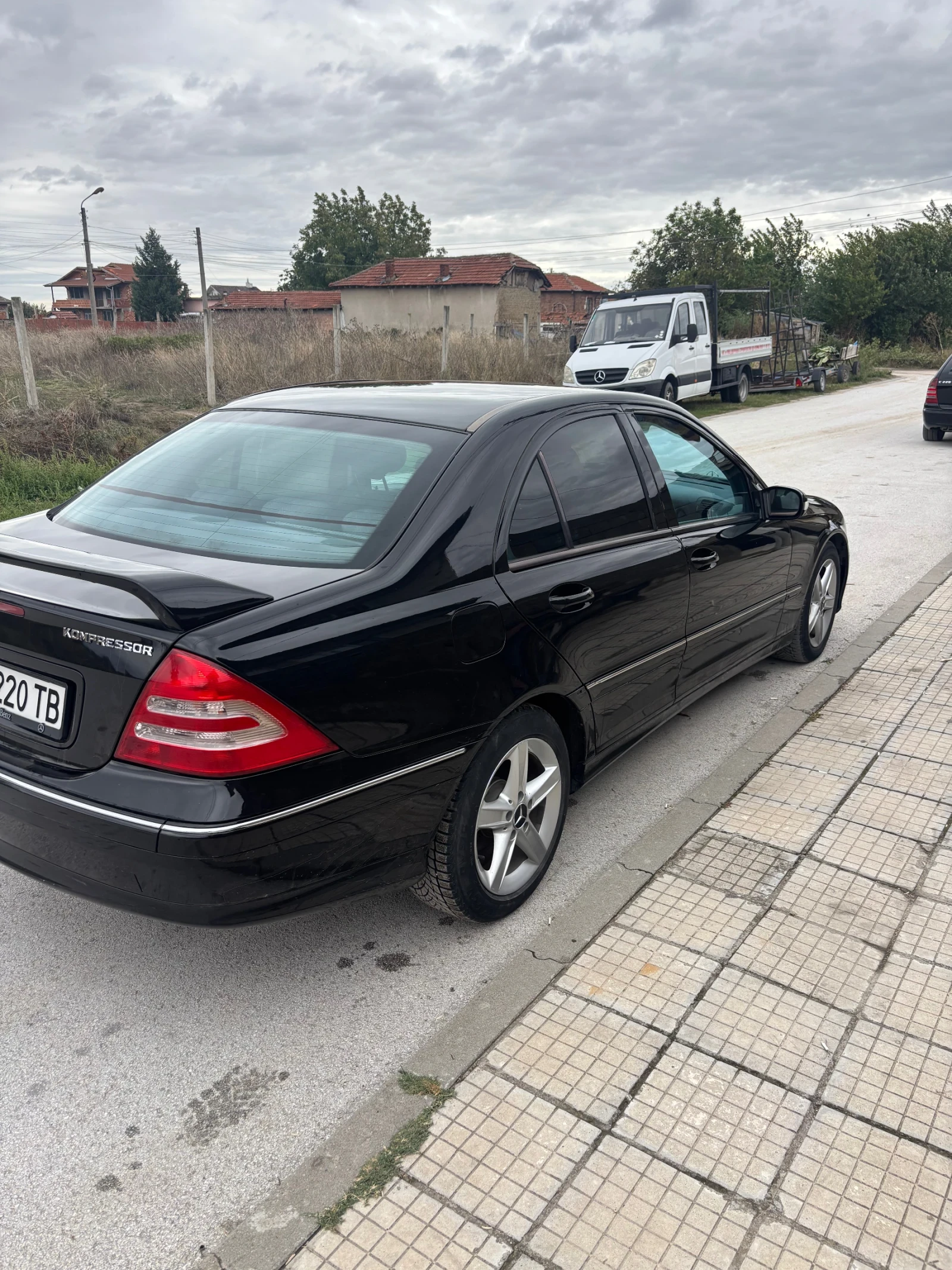 Mercedes-Benz C 200 Kompressor - изображение 9