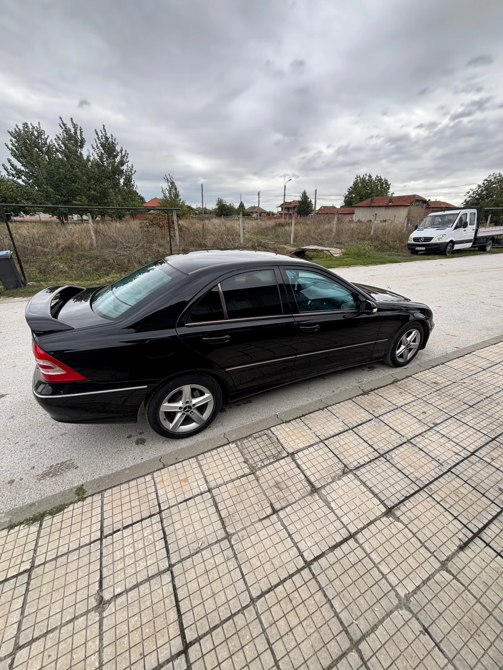 Mercedes-Benz C 200 Kompressor - изображение 10