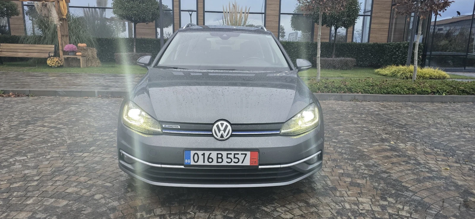 VW Golf 1.5 TGI DSG R-LINE FULL FULL - изображение 2