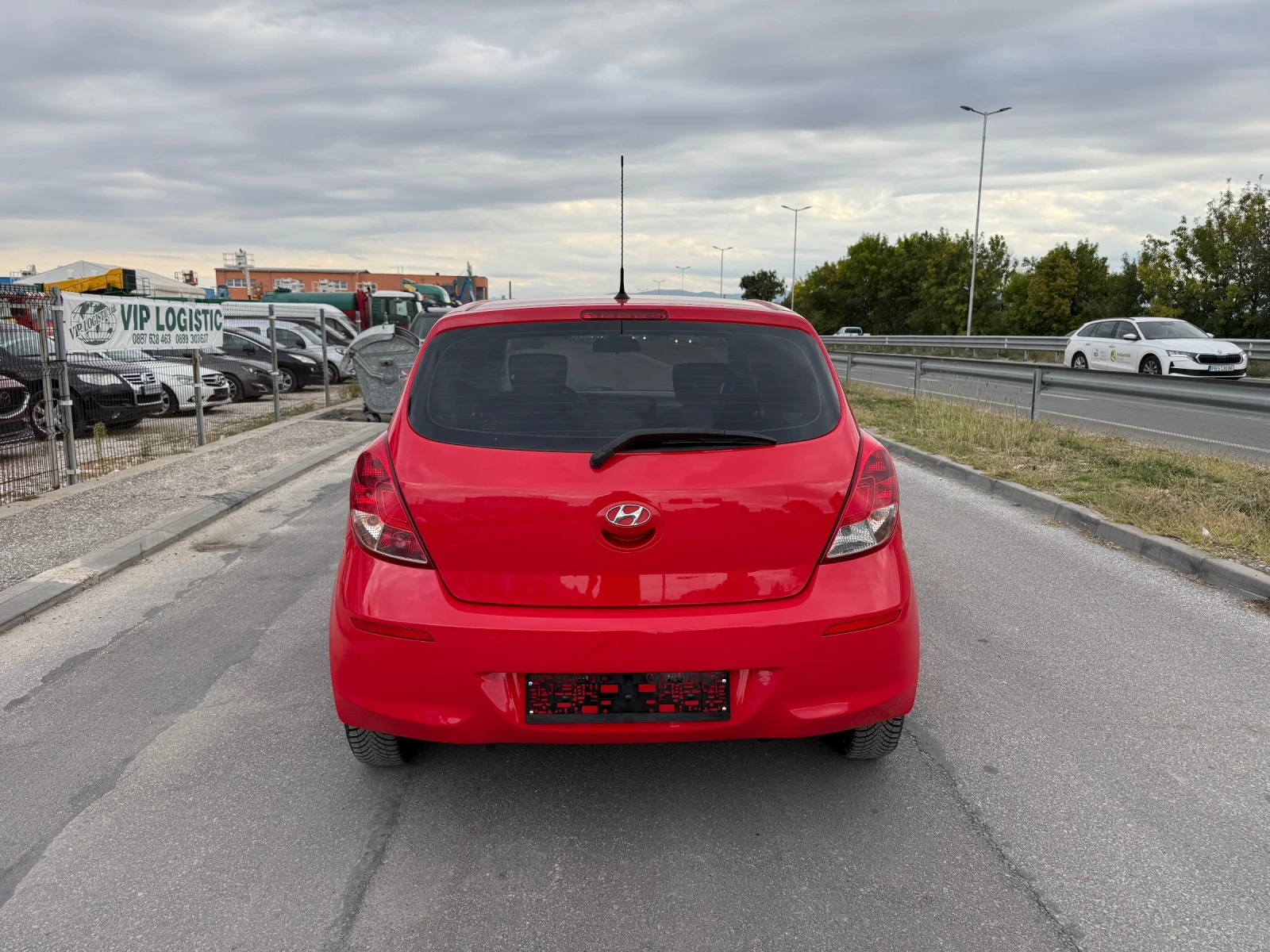 Hyundai I20 1.2i, снимка 5 - Автомобили и джипове - 54046846