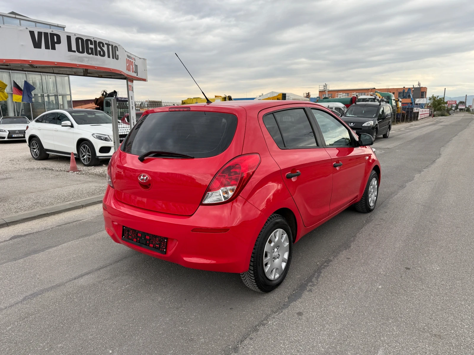Hyundai I20 1.2i, снимка 6 - Автомобили и джипове - 54046846
