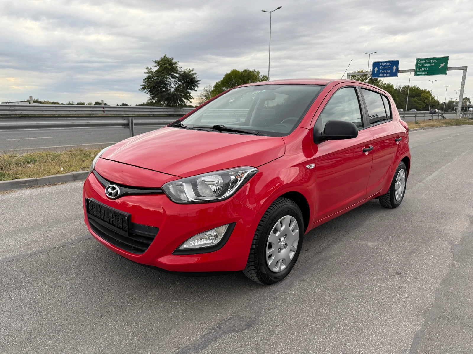 Hyundai I20 1.2i, снимка 3 - Автомобили и джипове - 54046846