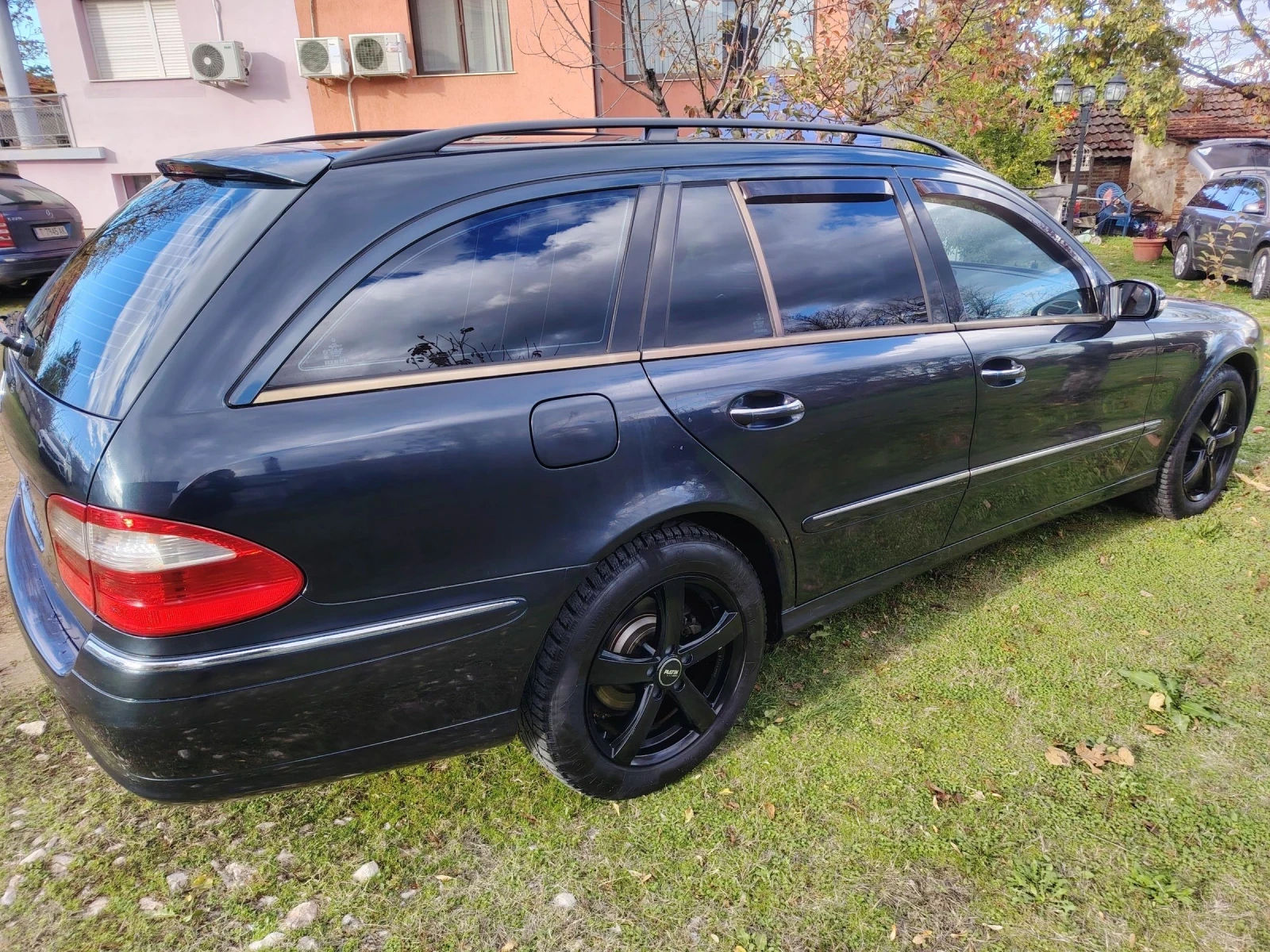 Mercedes-Benz E 320 Е320 CDI 204 к.с. Avangarde, снимка 4 - Автомобили и джипове - 54261564