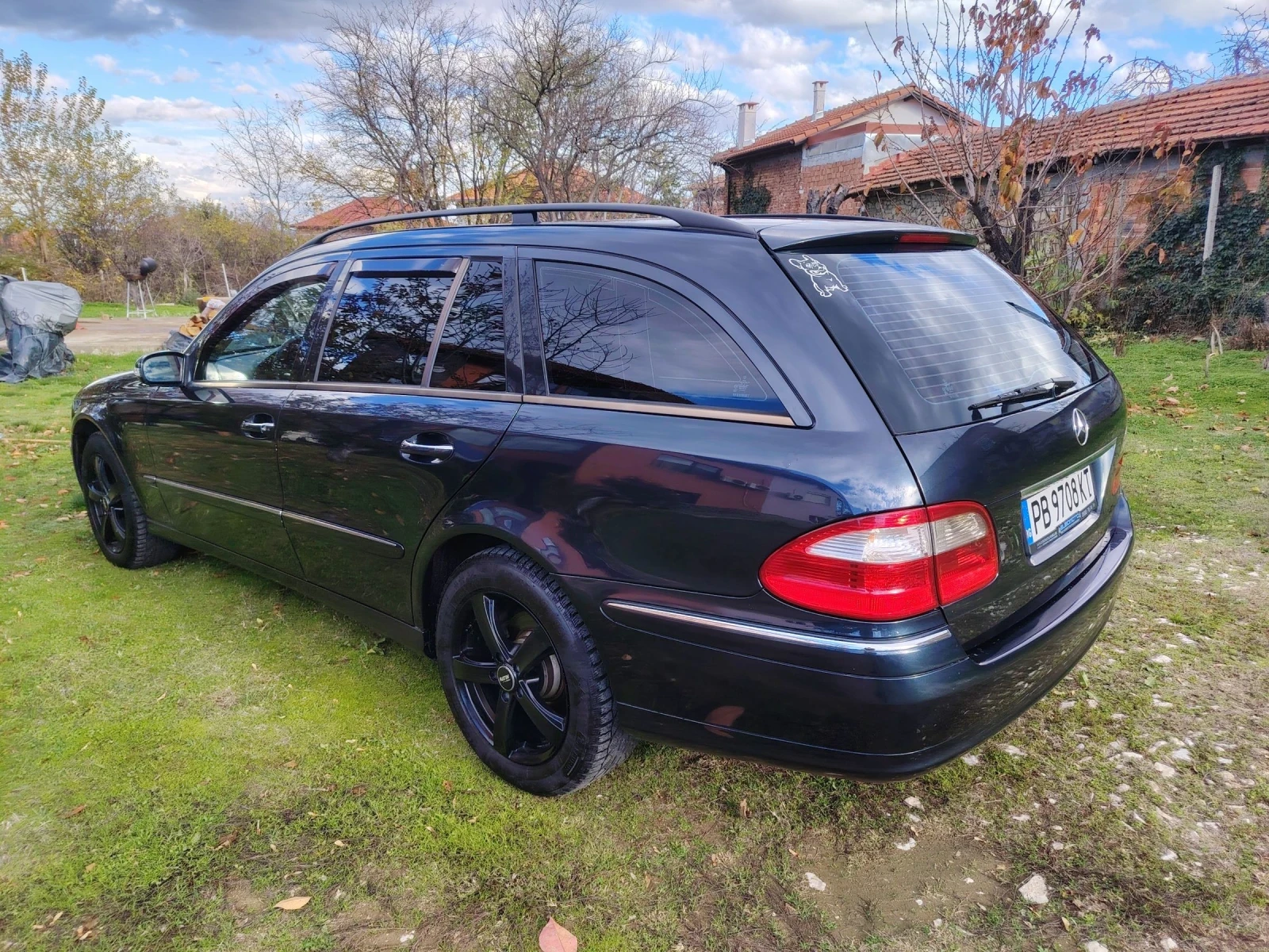 Mercedes-Benz E 320 Е320 CDI 204 к.с. Avangarde, снимка 6 - Автомобили и джипове - 54261564