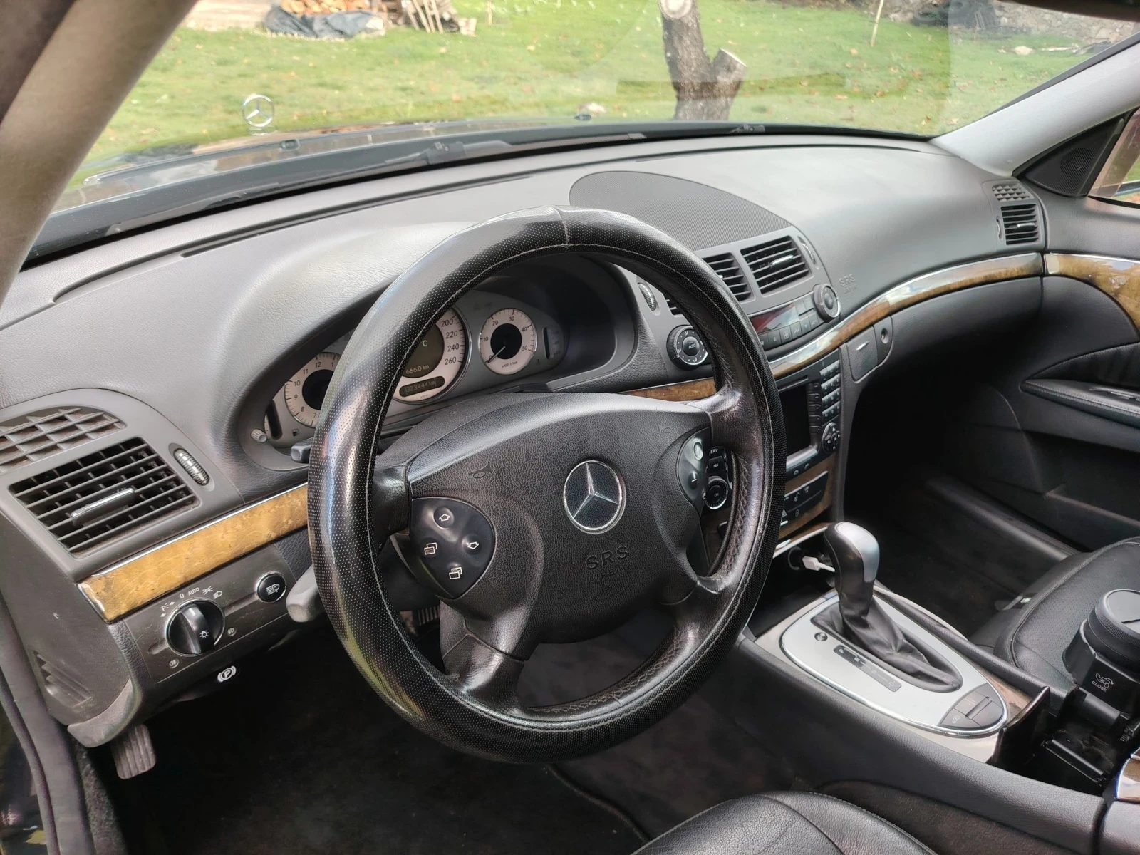 Mercedes-Benz E 320 Е320 CDI 204 к.с. Avangarde, снимка 11 - Автомобили и джипове - 54261564