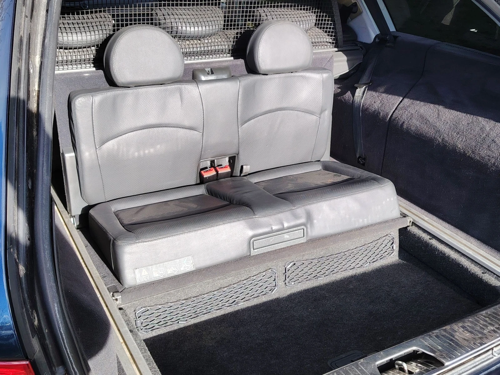 Mercedes-Benz E 320 Е320 CDI 204 к.с. Avangarde, снимка 16 - Автомобили и джипове - 54261564