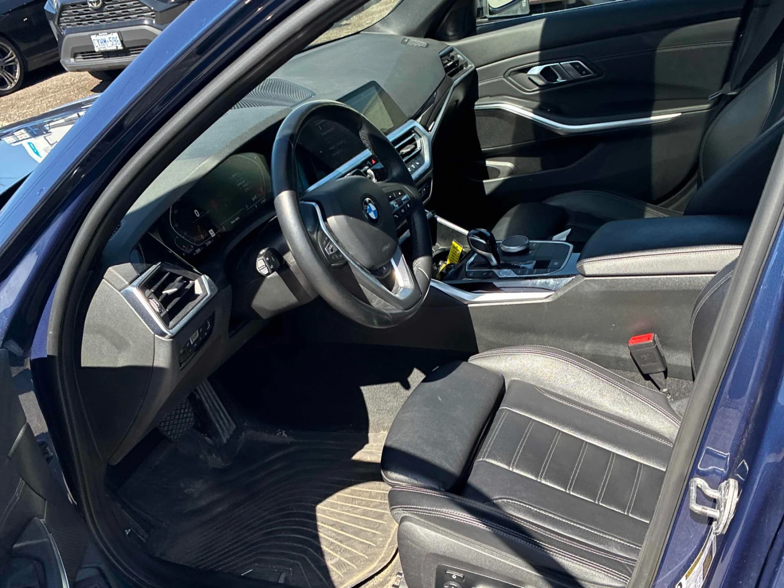 BMW 330 ПОДГРЕВ * ПАНОРАМА * CAR FAX * АВТО КРЕДИТ * , снимка 5 - Автомобили и джипове - 54243207