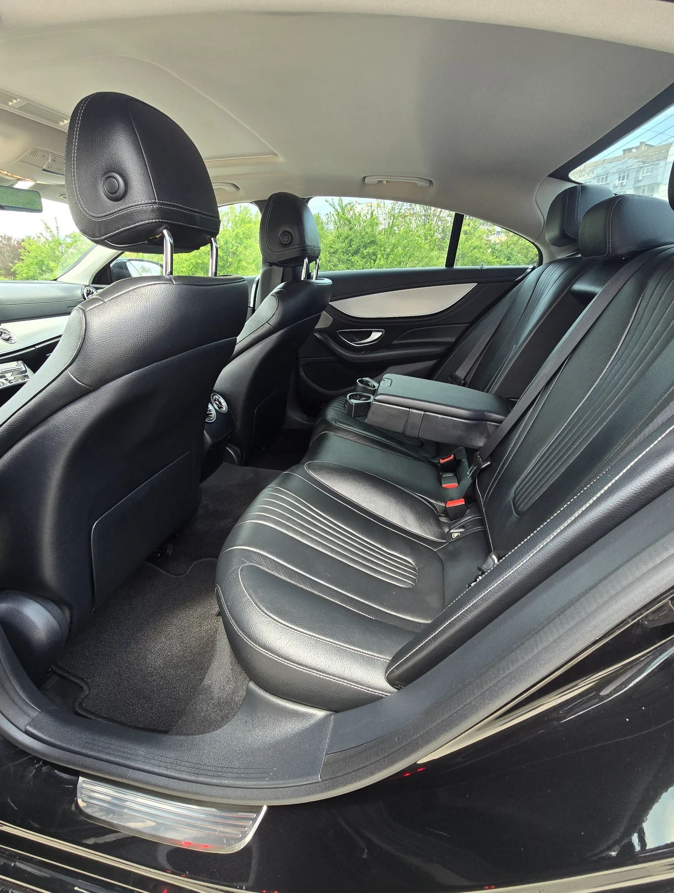 Mercedes-Benz CLS 350 9G-Tronic, снимка 5 - Автомобили и джипове - 54551769