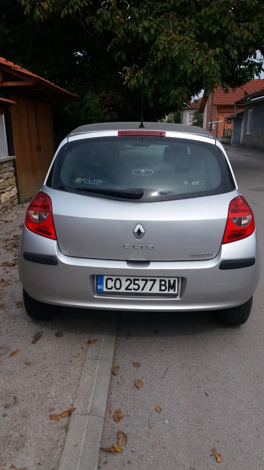 Renault Clio 1.4, снимка 3 - Автомобили и джипове - 54719687