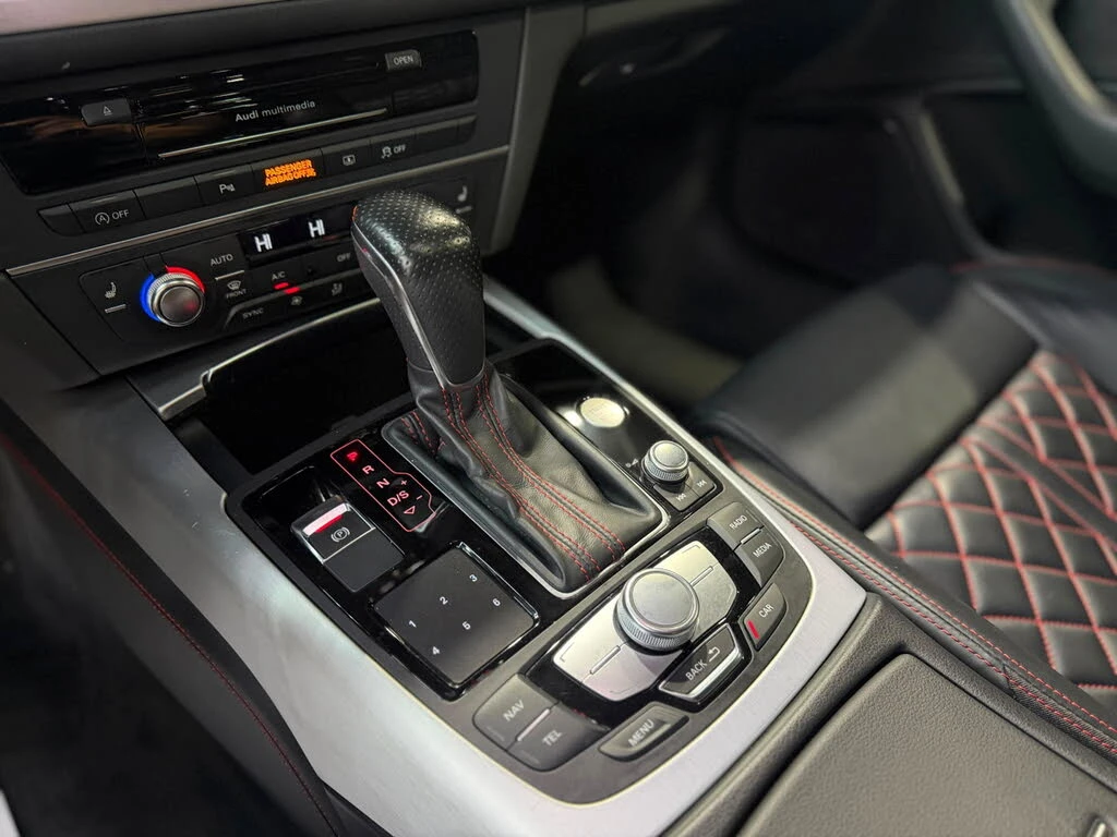 Audi A6 COMPETITION* BOSE* DISTRONIC* 360 КАМЕРИ* ШИБИДАХ, снимка 10 - Автомобили и джипове - 54884346