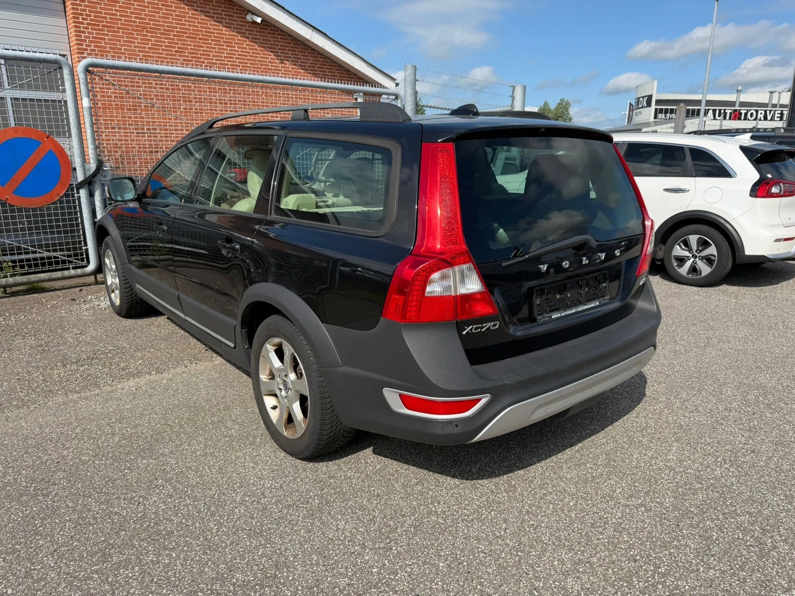 Volvo Xc70 2.0 D3 AUT., снимка 3 - Автомобили и джипове - 55019310