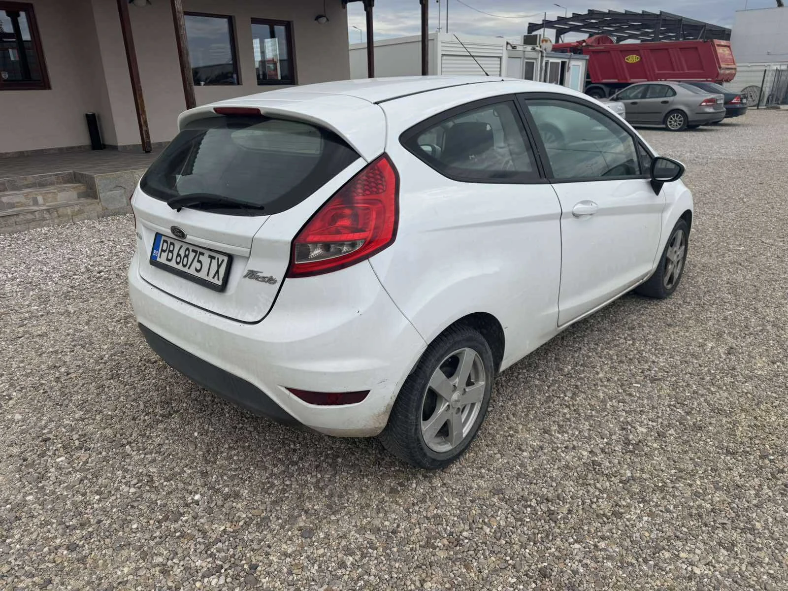 Ford Fiesta 1.6 TDCI, снимка 7 - Автомобили и джипове - 55432256