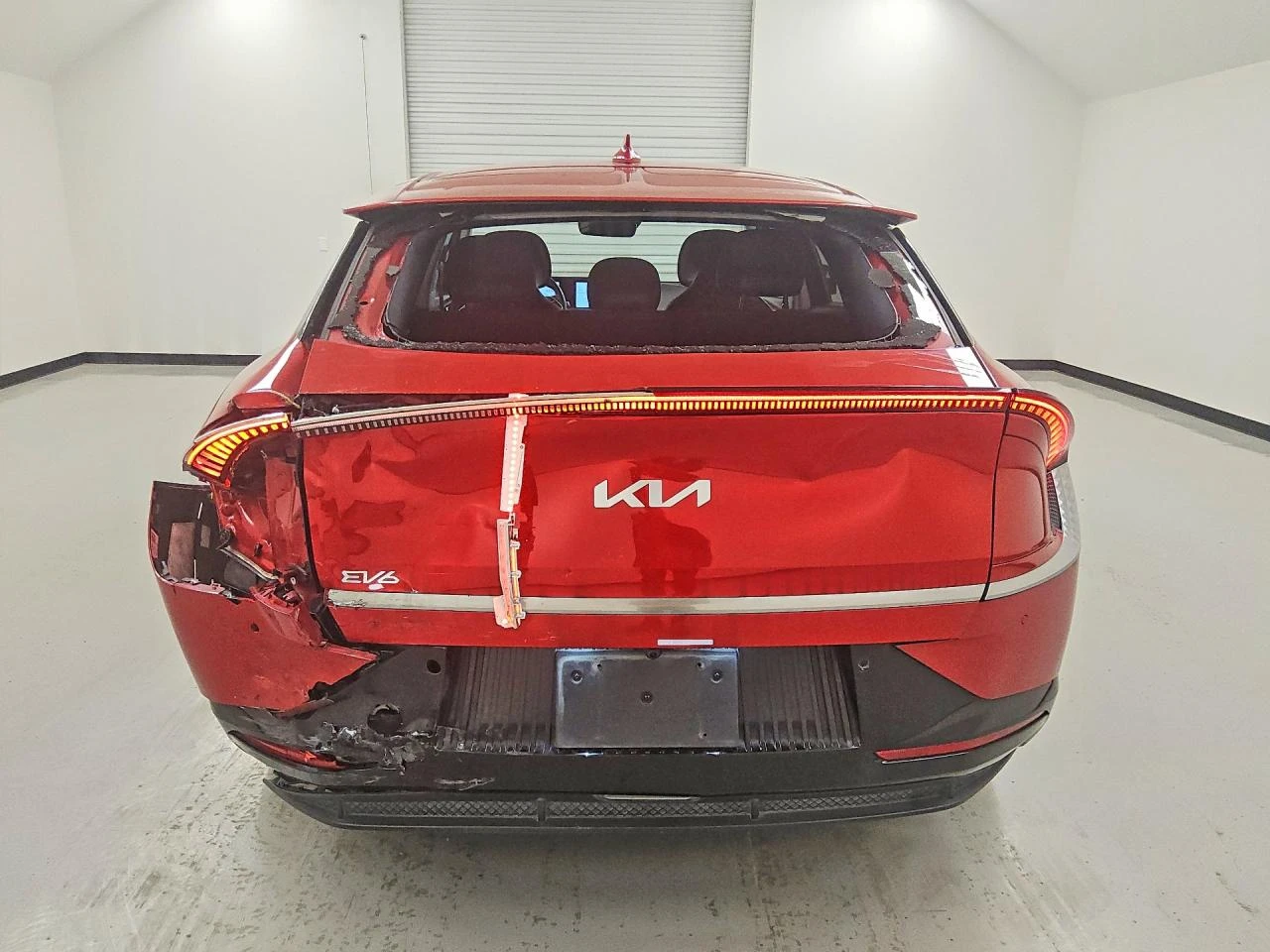 Kia EV6 0.0l Wind, снимка 6 - Автомобили и джипове - 55452472