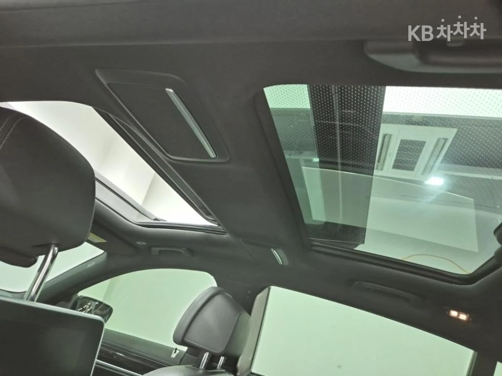BMW 740 LI XDRIVE M SPORT HEAD UP PANORAMA 360CAM EKPAHИ, снимка 13 - Автомобили и джипове - 55452987