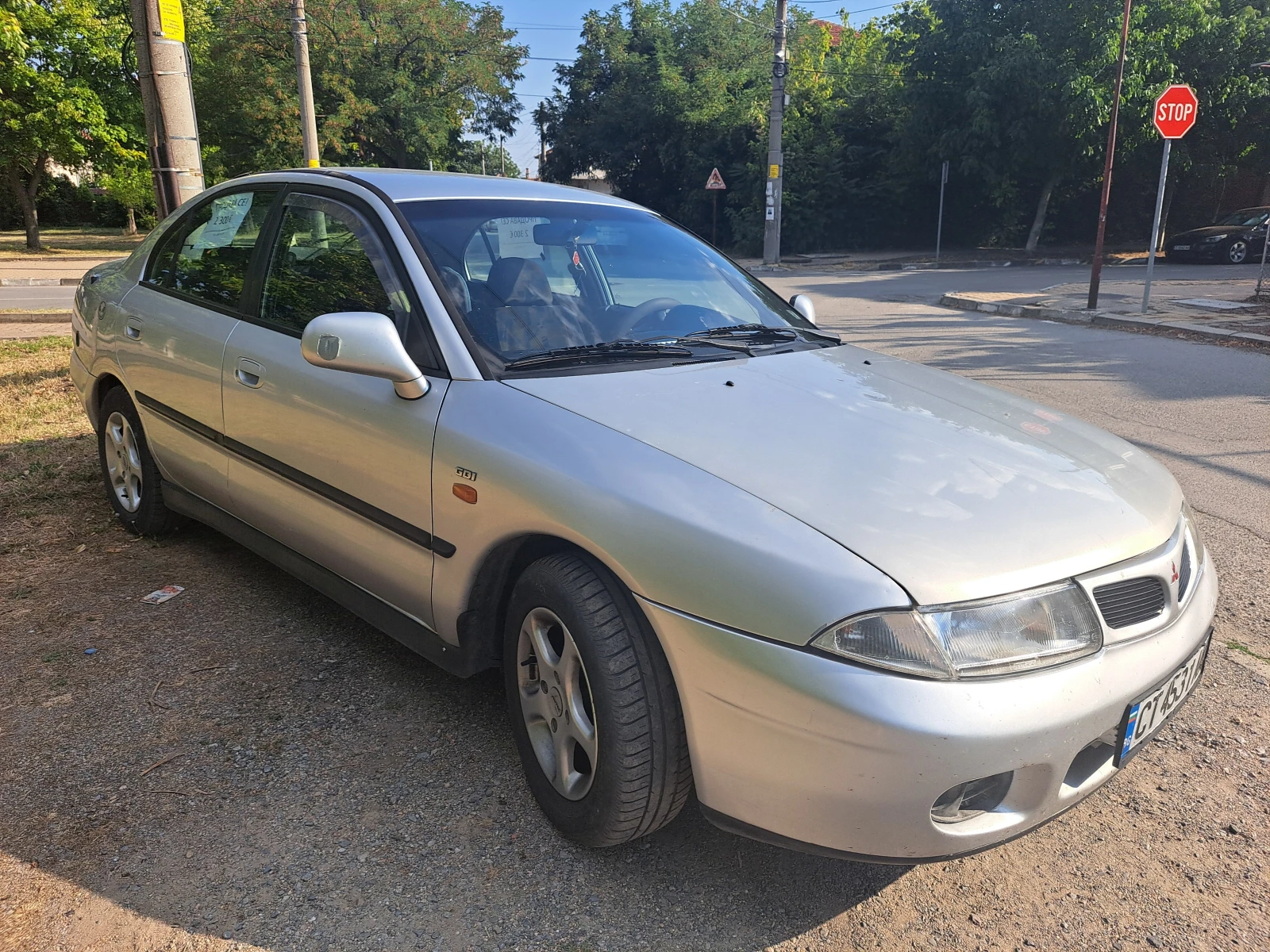 Mitsubishi Carisma