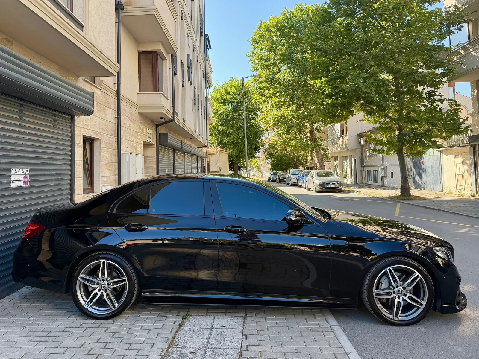 Mercedes-Benz E 220 CDI AMG 4matic Digital Head Up 9G, снимка 6 - Автомобили и джипове - 55636186