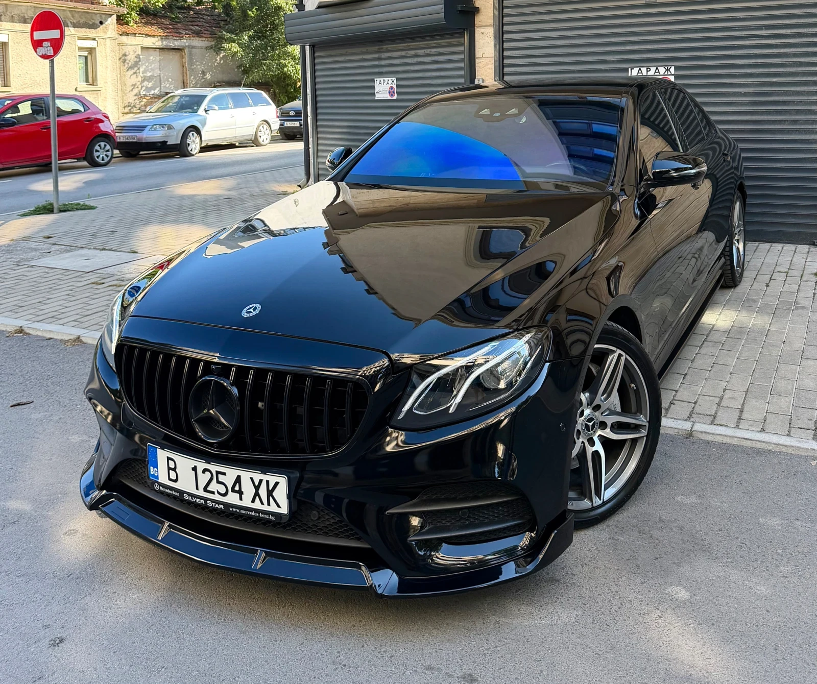 Mercedes-Benz E 220 CDI AMG 4matic Digital Head Up 9G, снимка 2 - Автомобили и джипове - 55636186
