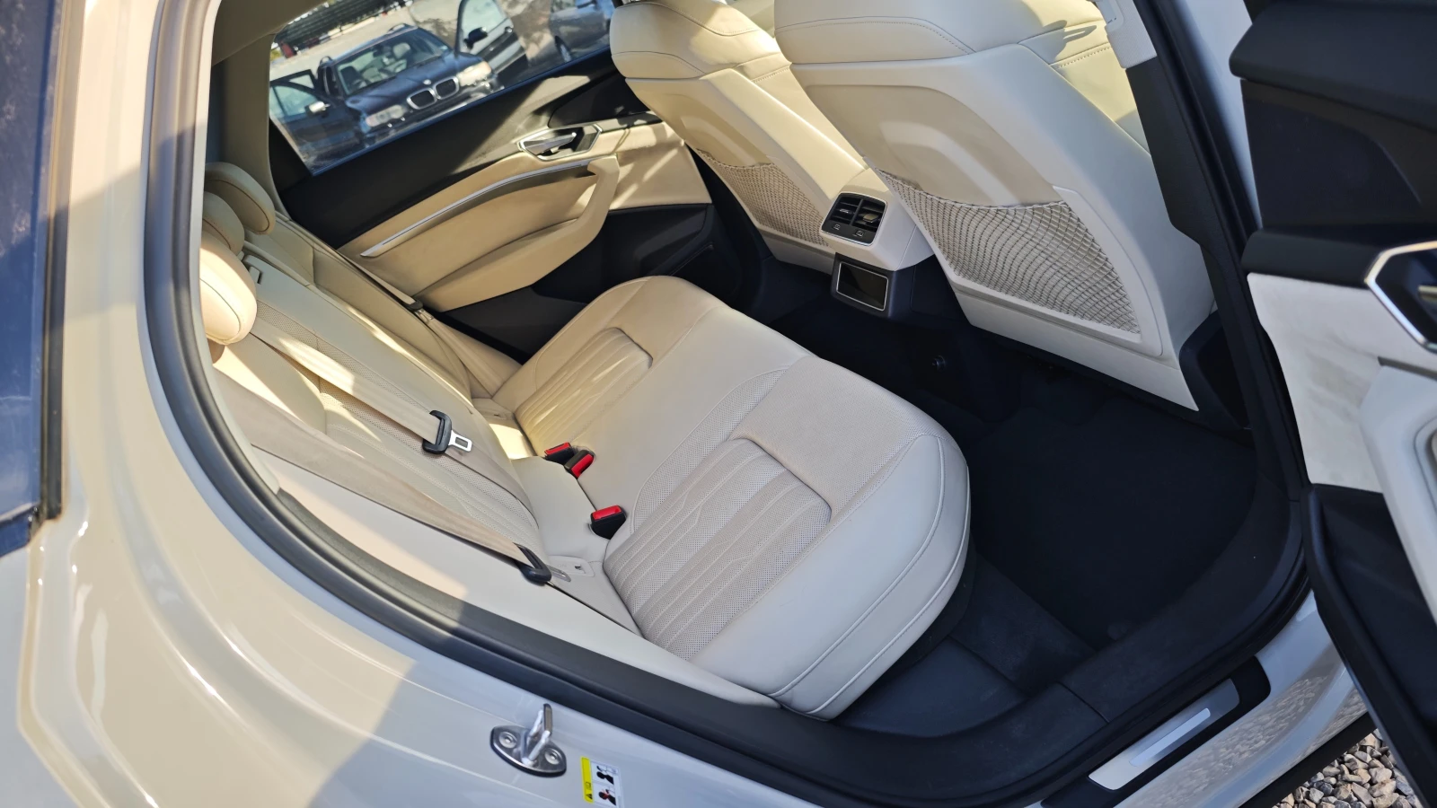 Audi E-Tron ��������� 08.��������.2026� | Mobile.bg � ����������� 14