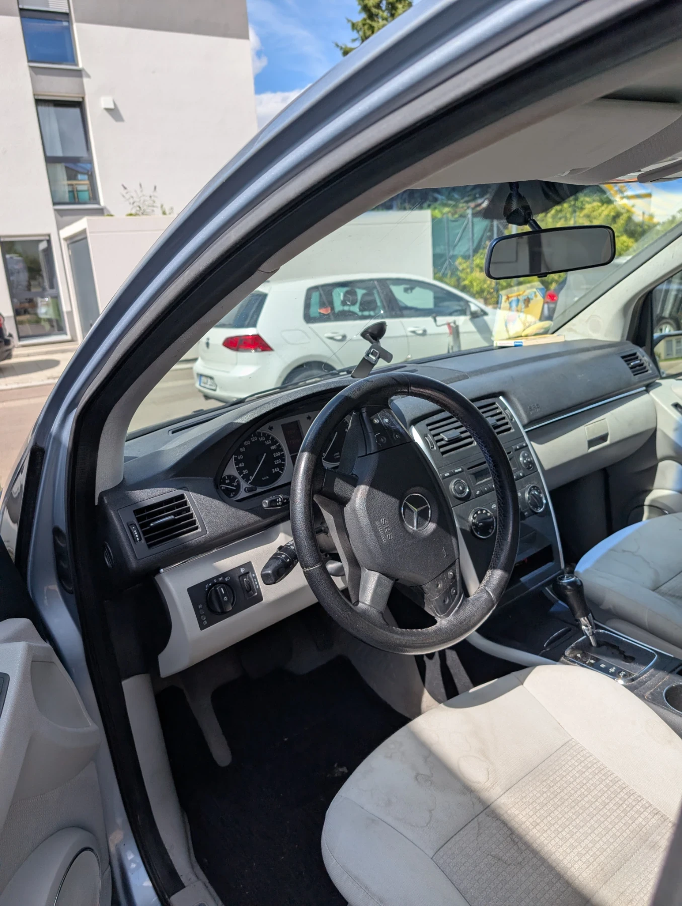 Mercedes-Benz B 180, снимка 5 - Автомобили и джипове - 55877153