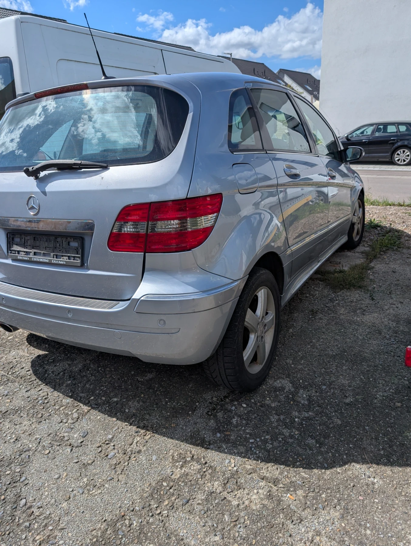 Mercedes-Benz B 180, снимка 2 - Автомобили и джипове - 55877153