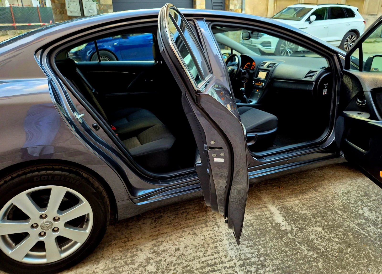Toyota Avensis 2.2d4d-EXCLUSIVE- navi-veriga-6speed-japan  | Mobile.bg � ����������� 15