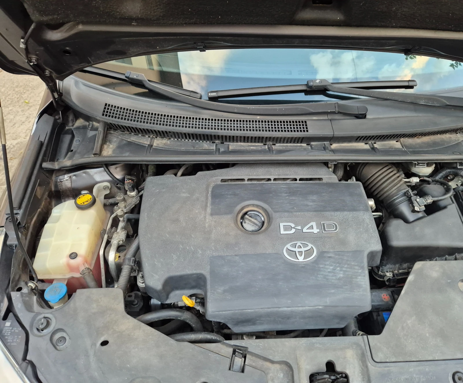 Toyota Avensis 2.2d4d-EXCLUSIVE- navi-veriga-6speed-japan  | Mobile.bg � ����������� 17