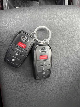 Toyota Tacoma * Hybrid * CARFAX *  - 49999 € - 47088944 12