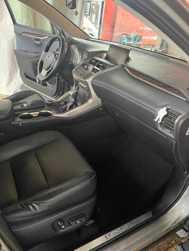 Lexus NX, снимка 8 - Автомобили и джипове - 47058061