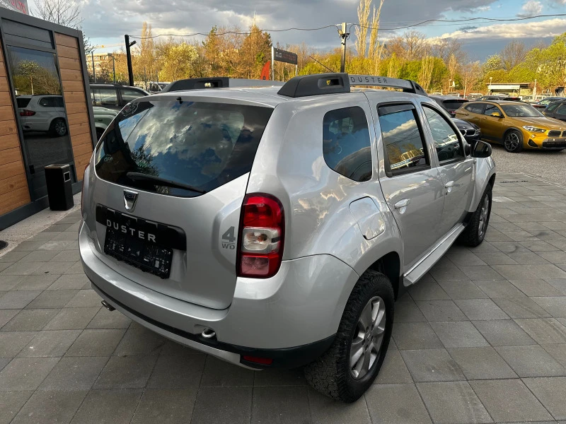 Dacia Duster 1.5dCi / 4x4, снимка 6 - Автомобили и джипове - 47244566