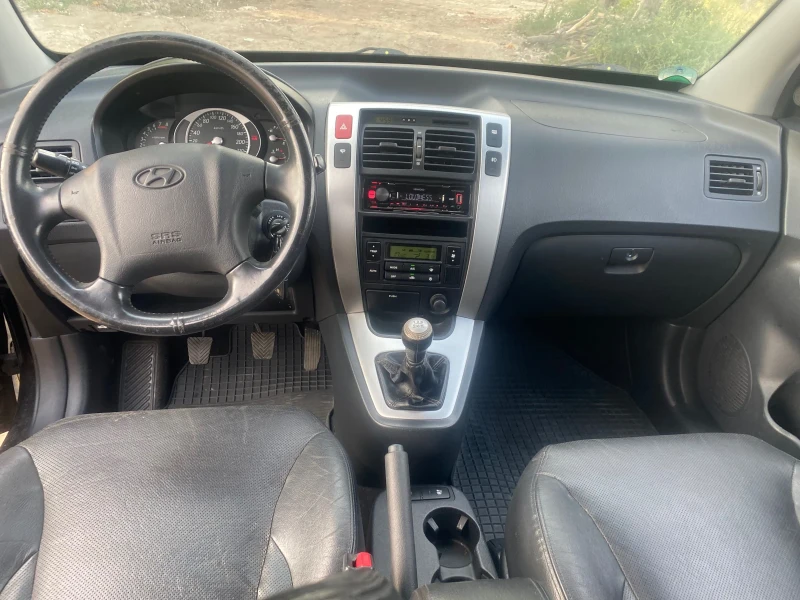 Hyundai Tucson 2.0i 140k.c. , снимка 5 - Автомобили и джипове - 47477058